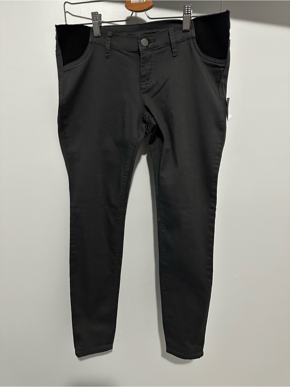 NWT Motherhood Maternity Black Skinny Jeans Over Belly Panel - Size Medium